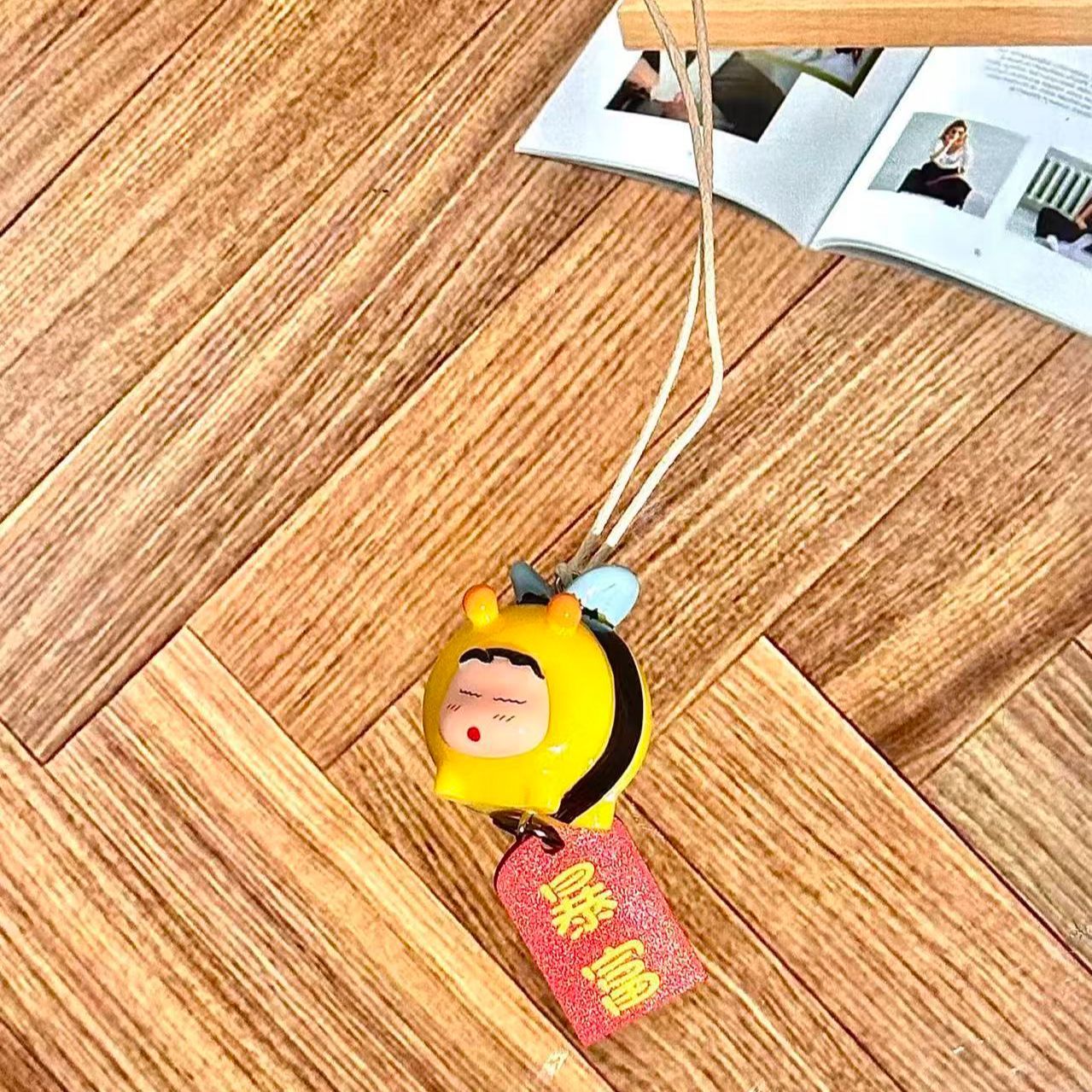 Crayon Shin-chan Bee Cosplay F - Car Accessories Company ulasan dan harga